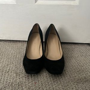 Lightly worn Marc fisher suede heels